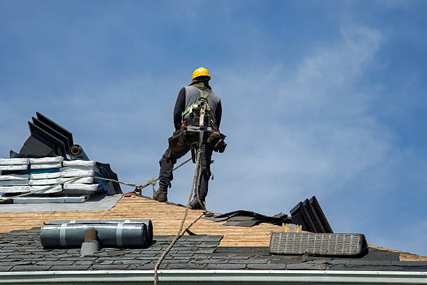 Professional Roofing technician working in Salina, OK